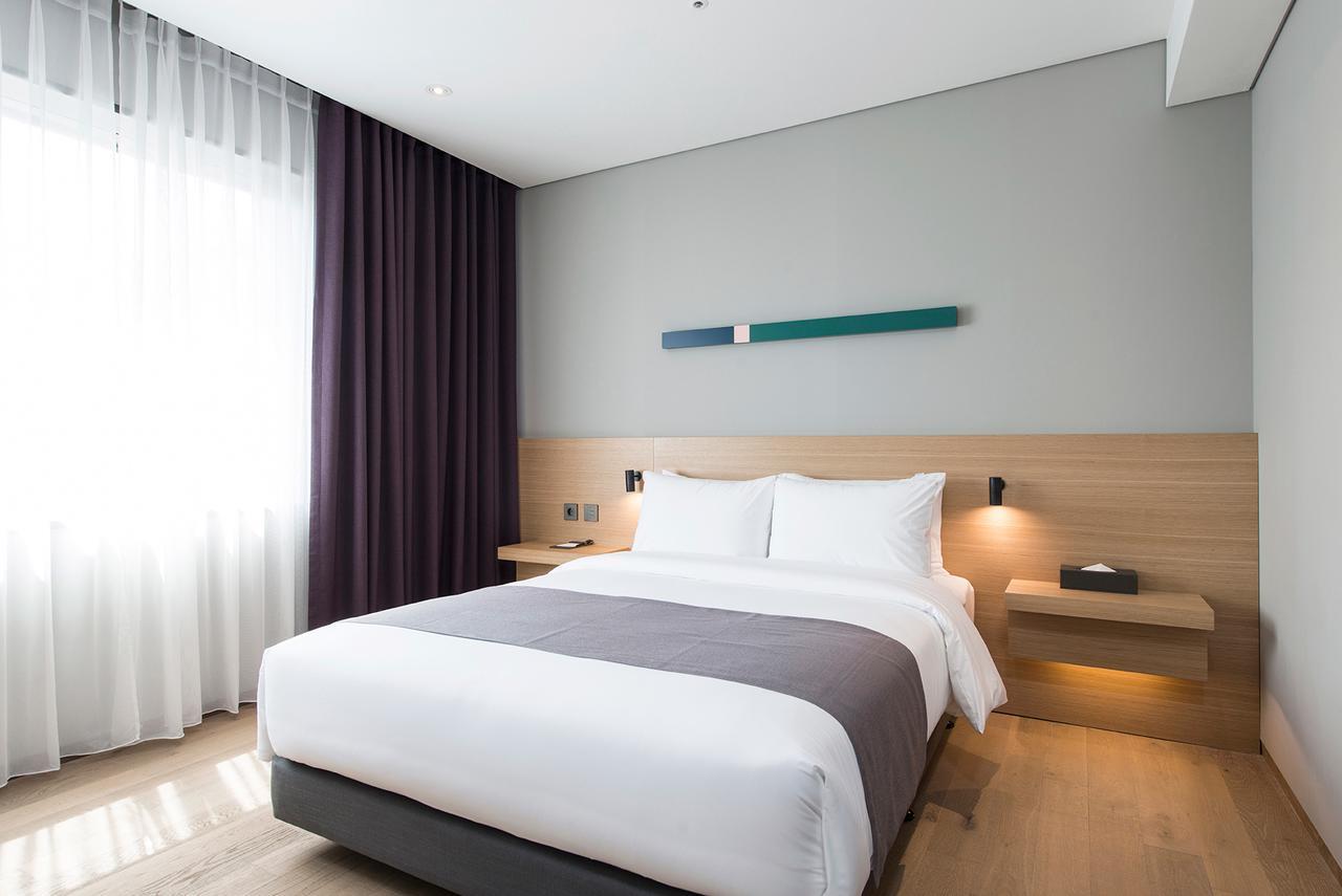 Alex 72 Hotel Suwon Exterior foto