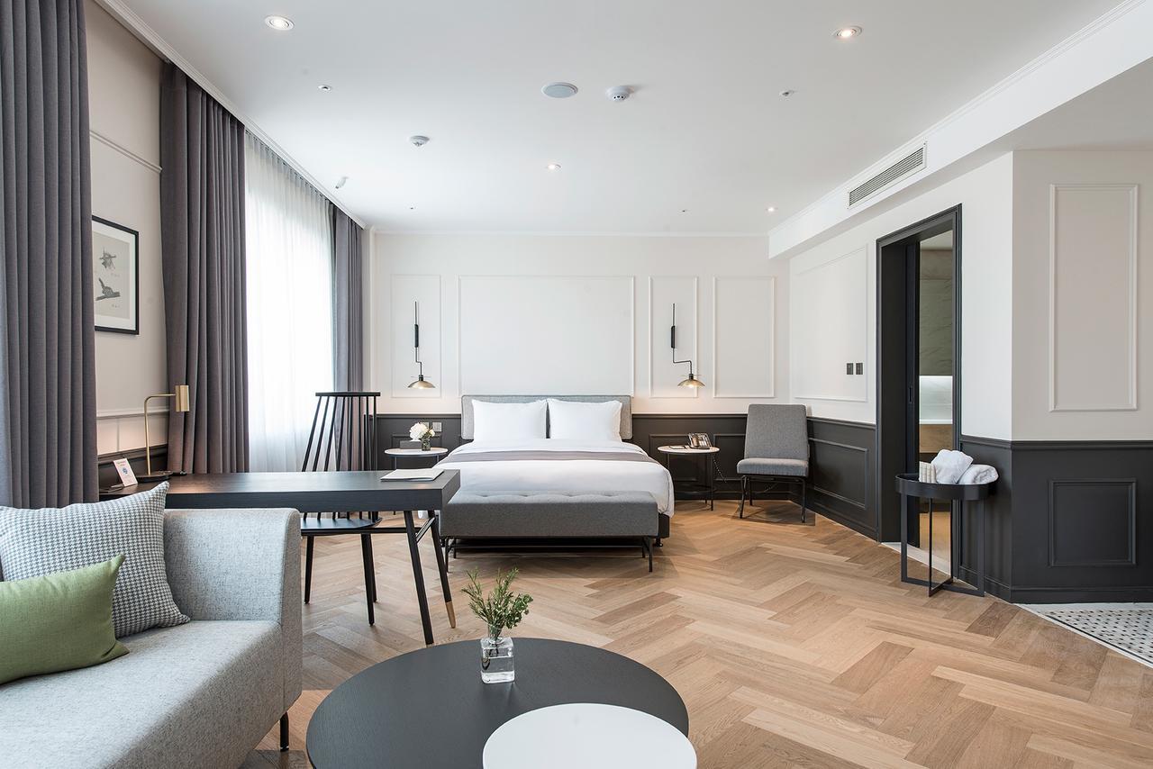 Alex 72 Hotel Suwon Exterior foto