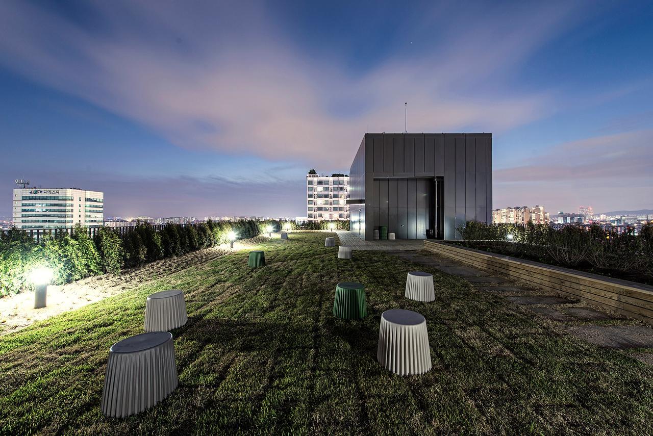 Alex 72 Hotel Suwon Exterior foto